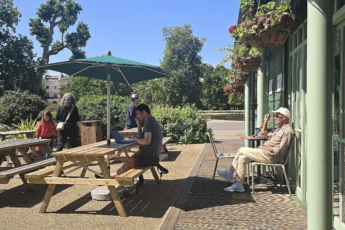 The Waterside Café – Image 2