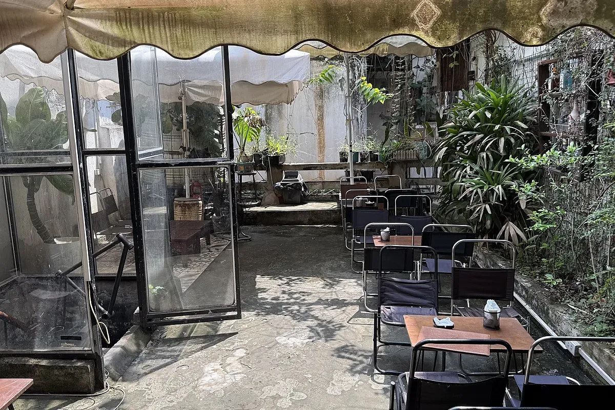 Hidden Alley – Image 2