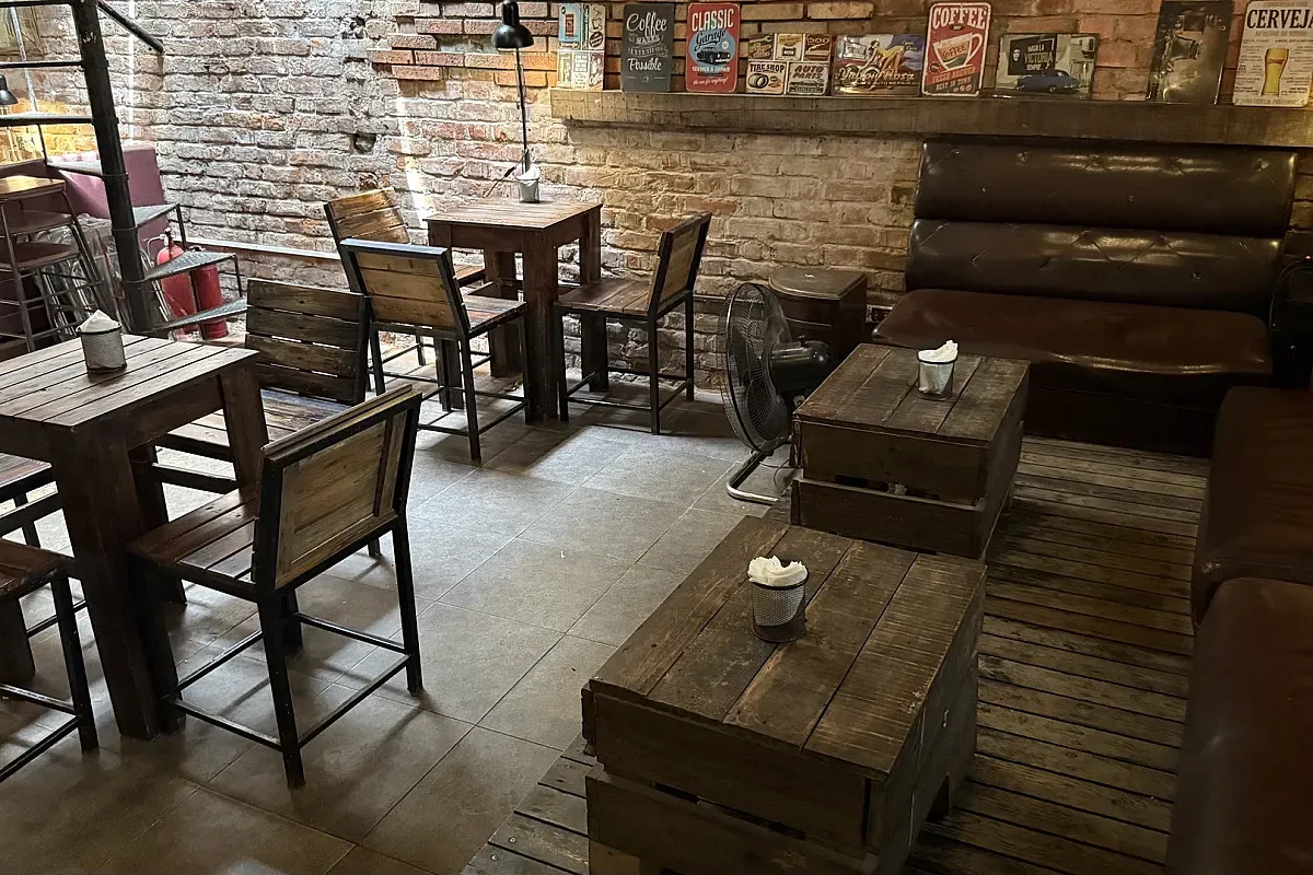 Hidden Alley – Image 3