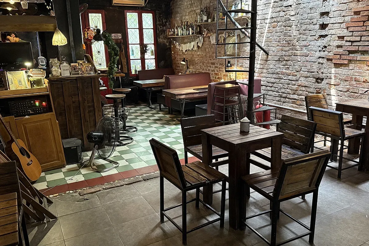 Hidden Alley – Image 4
