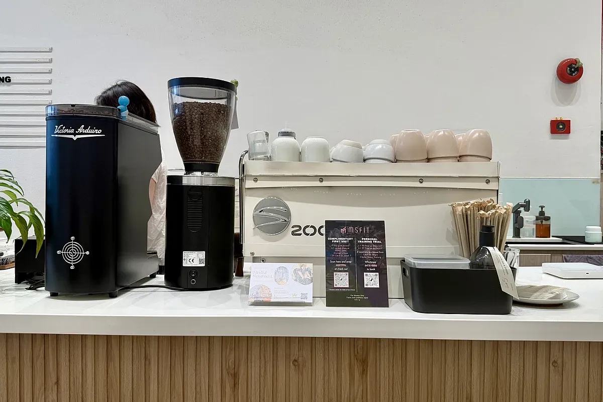 Pinhole Coffee Bar (Purvis) – Image 1
