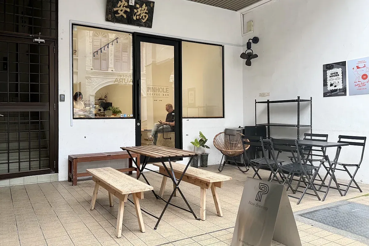 Pinhole Coffee Bar (Purvis) – Image 2