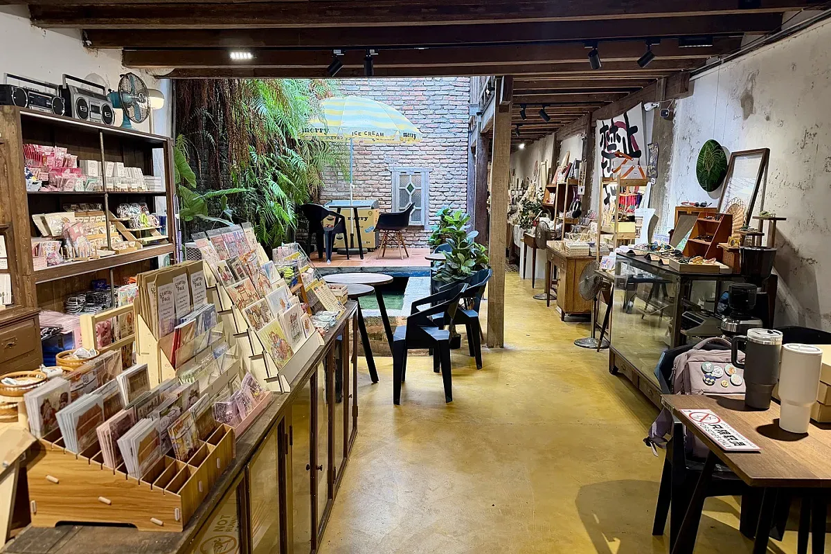 JOURNAL GEORGETOWN – Image 4
