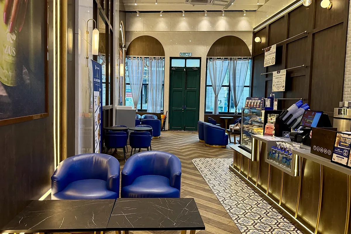 ZUS Coffee – The Whiteaways Arcade, Beach Street, Penang – Image 1