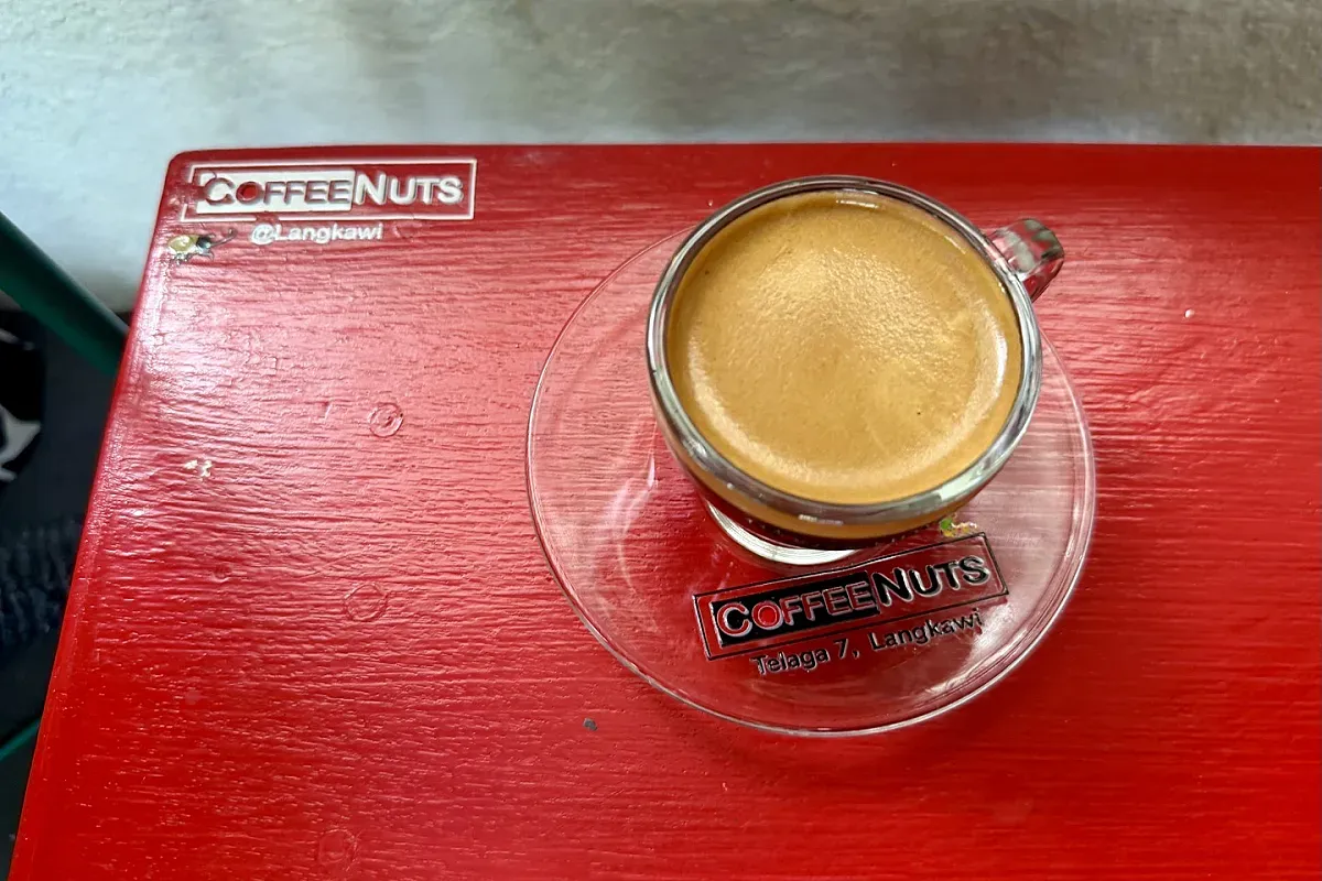 CoffeeNuts Cafe – Image 1