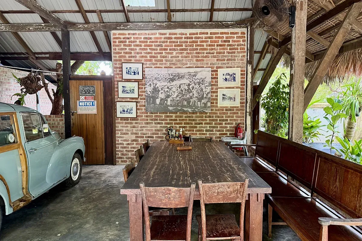 Smiling Buffalo Cafe – Langkawi – Image 3