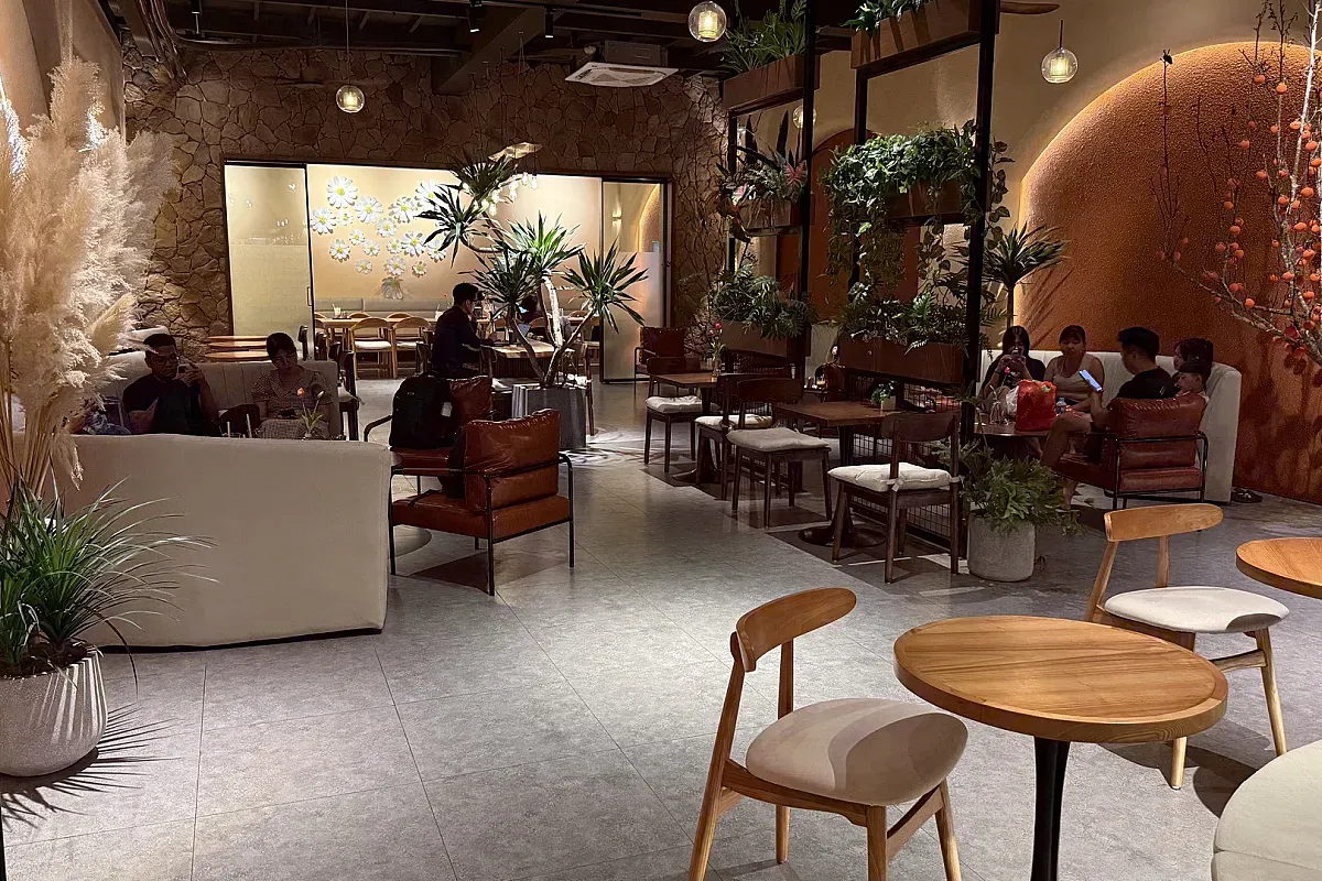 1 Chạm Coffee – Image 1