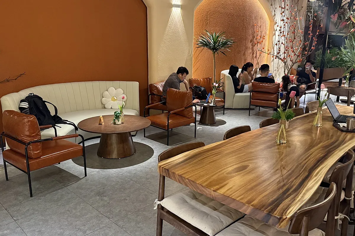 1 Chạm Coffee – Image 2