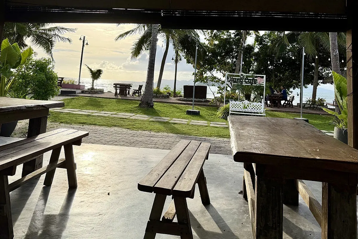 Ujung cafe Langkawi – Image 1