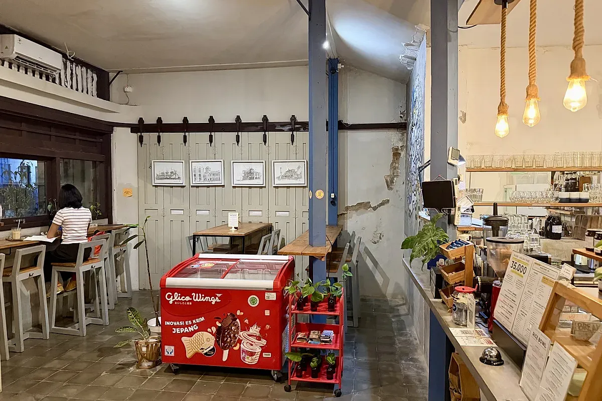 Ruang JAKA Coffee & Free Wifi in Kota Yogyakarta – Bild 3