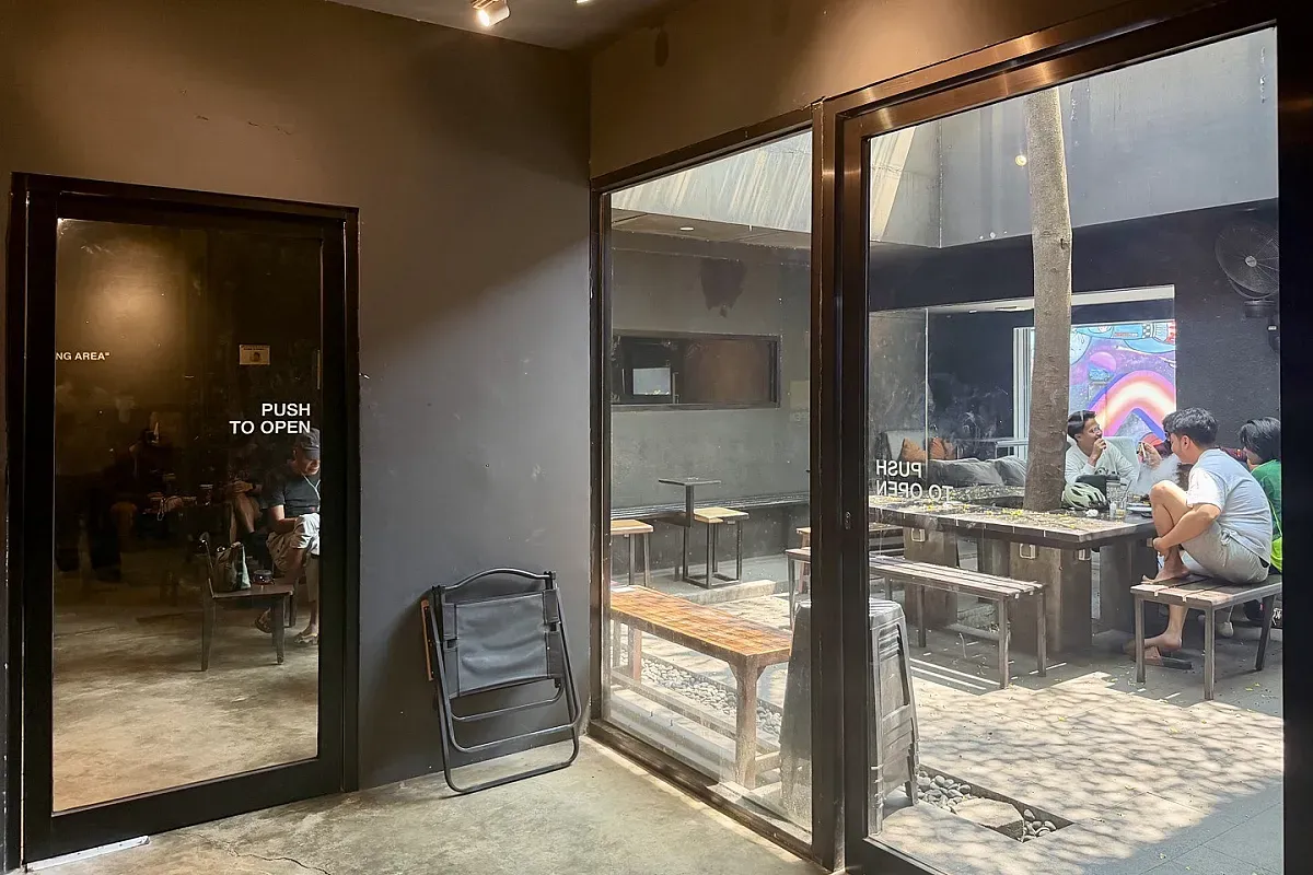 Space Coffee Roastery laptop friendly café in Sleman