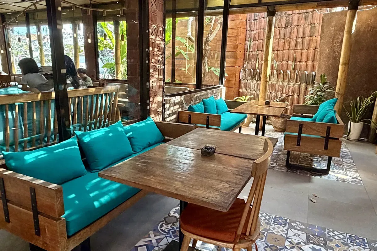 Over the Moon Cafe – Image 1