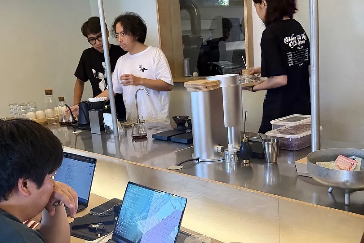 Series Coffee Roasters – Image 2