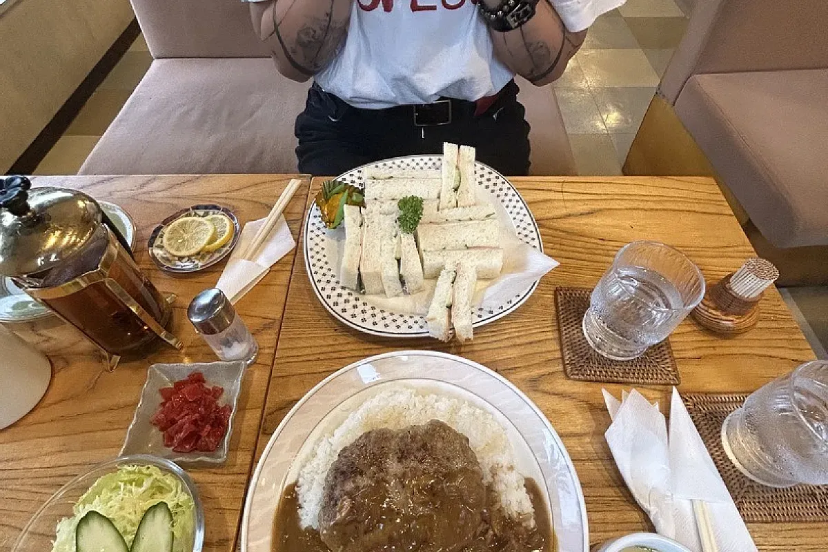 CAFE STUDIO V in Sapporo – Bild 3