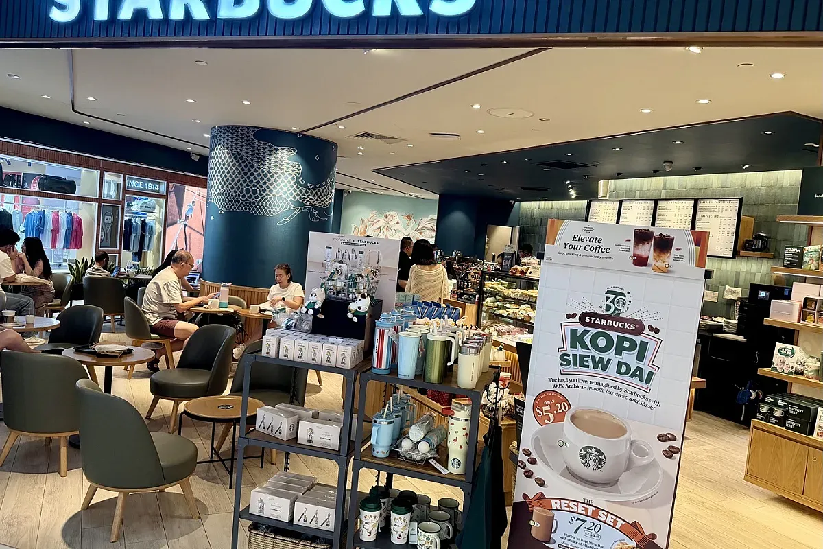 Starbucks – Image 1