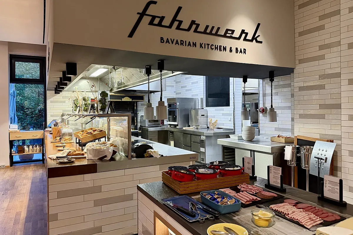 Fahrwerk Bavarian Kitchen and Bar – Image 1