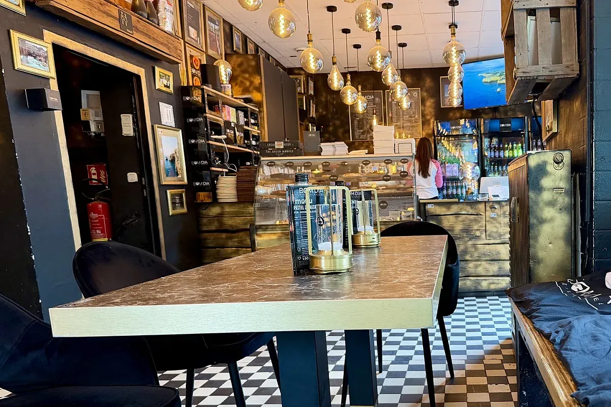 Bom Dia Köln café in Köln – Bild 1