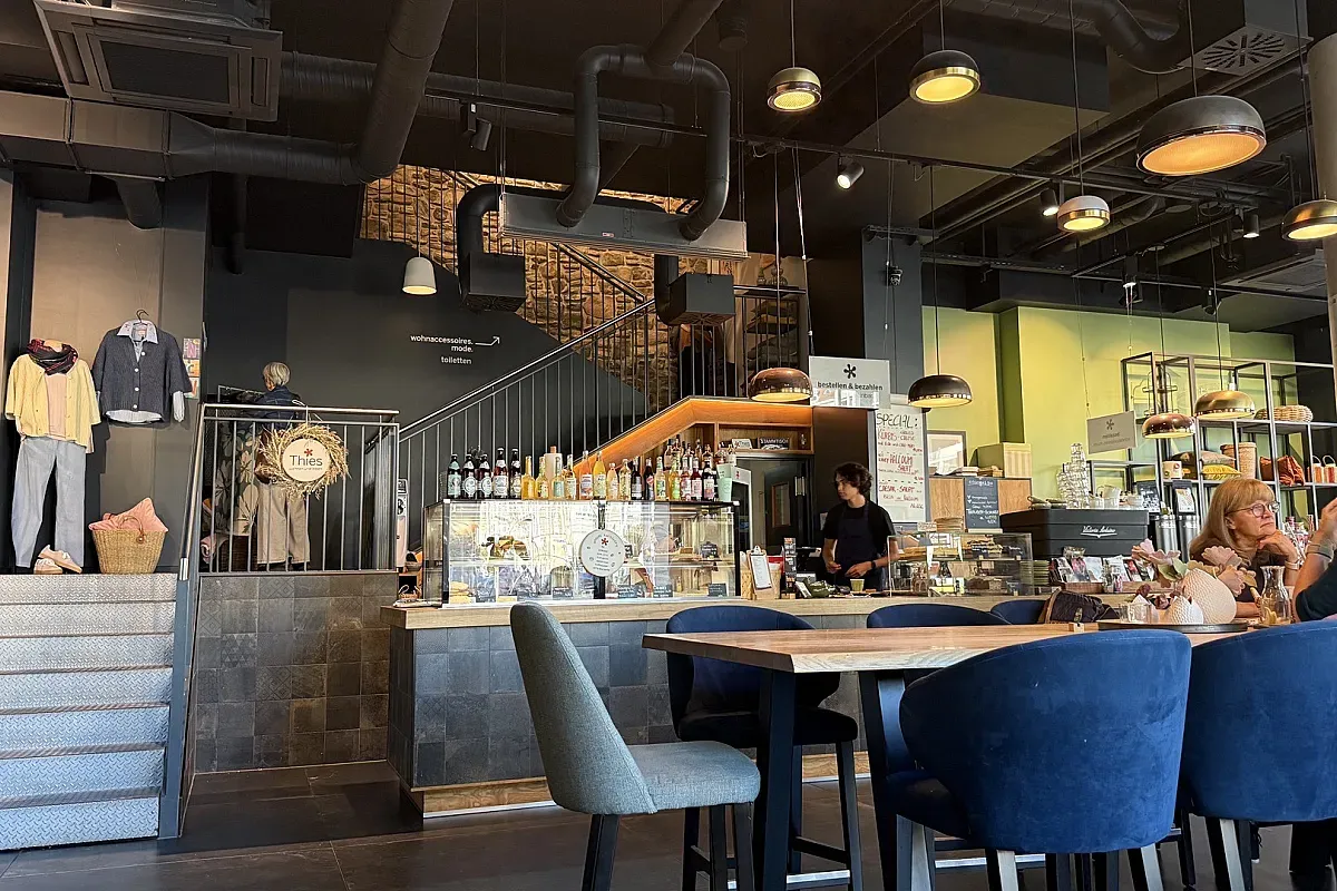 Thies Wohnen und Leben laptop friendly café in Magdeburg