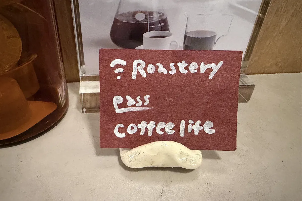 KITASANDO COFFEE ROASTERY laptop friendly café in Minato