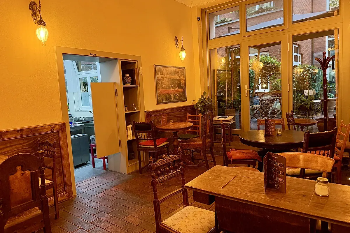 Hommage Café in Köln – Bild 4