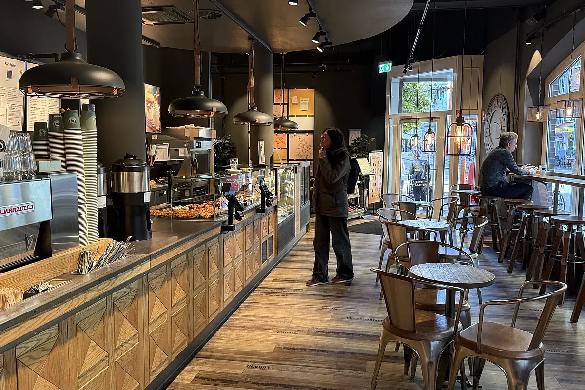 Espresso House laptop friendly café in Hamburg